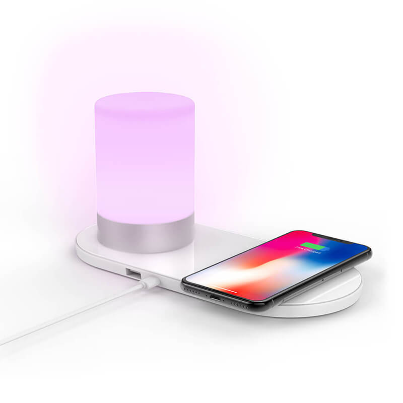 โคมไฟแบบไร้สายพร้อมชาร์จไฟสำหรับ iPhone หรือโทรศัพท์ Android